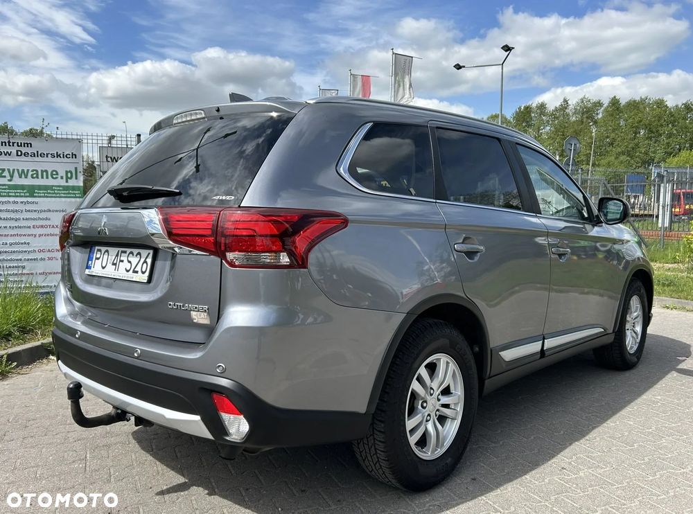Mitsubishi Outlander 2.0 Intense Comfort 4WD CVT - 8