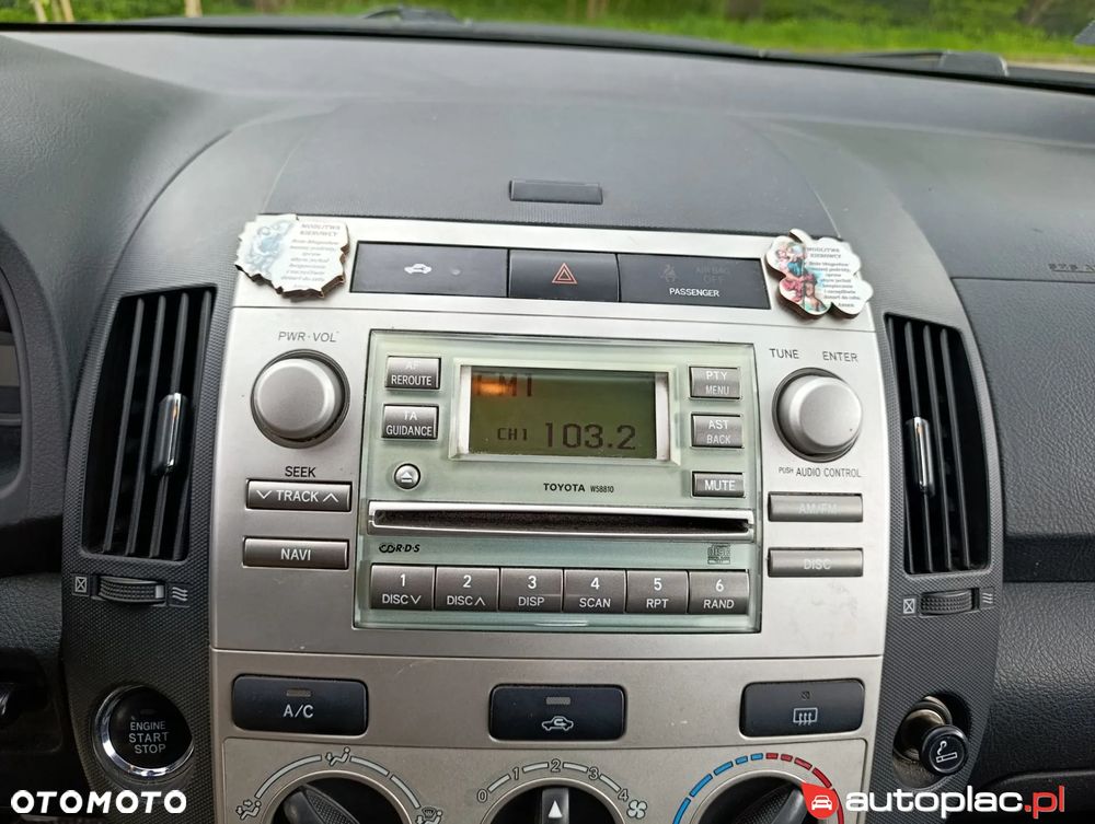 Toyota Corolla Verso 2.0 D-4D Prestige - 22