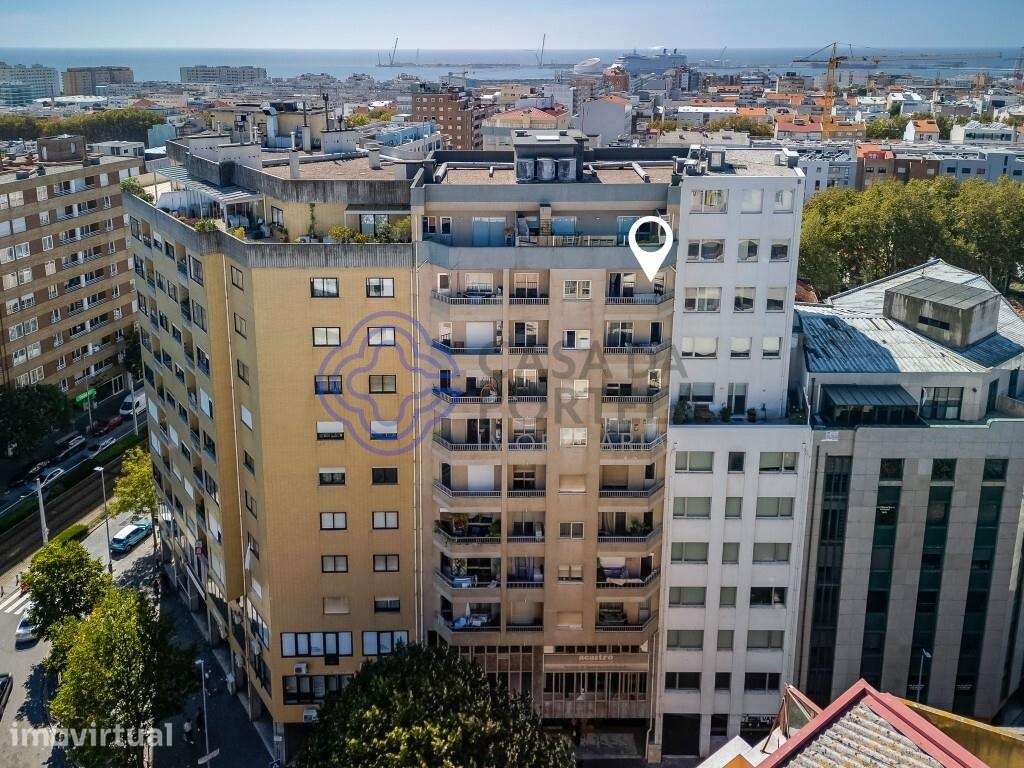 Apartamento T2 Renovado na Avenida D. Afonso Henriques, Matosinhos - Grande imagem: 3/33