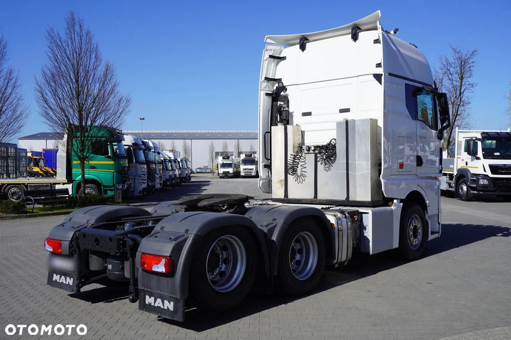 MAN TGX 28.510 6x2 / Kab. Sypialna / NOWE opony / DMC 65 t - 3