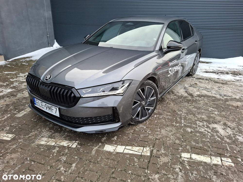 Skoda Superb 1.5 TSI Sportline DSG - 7