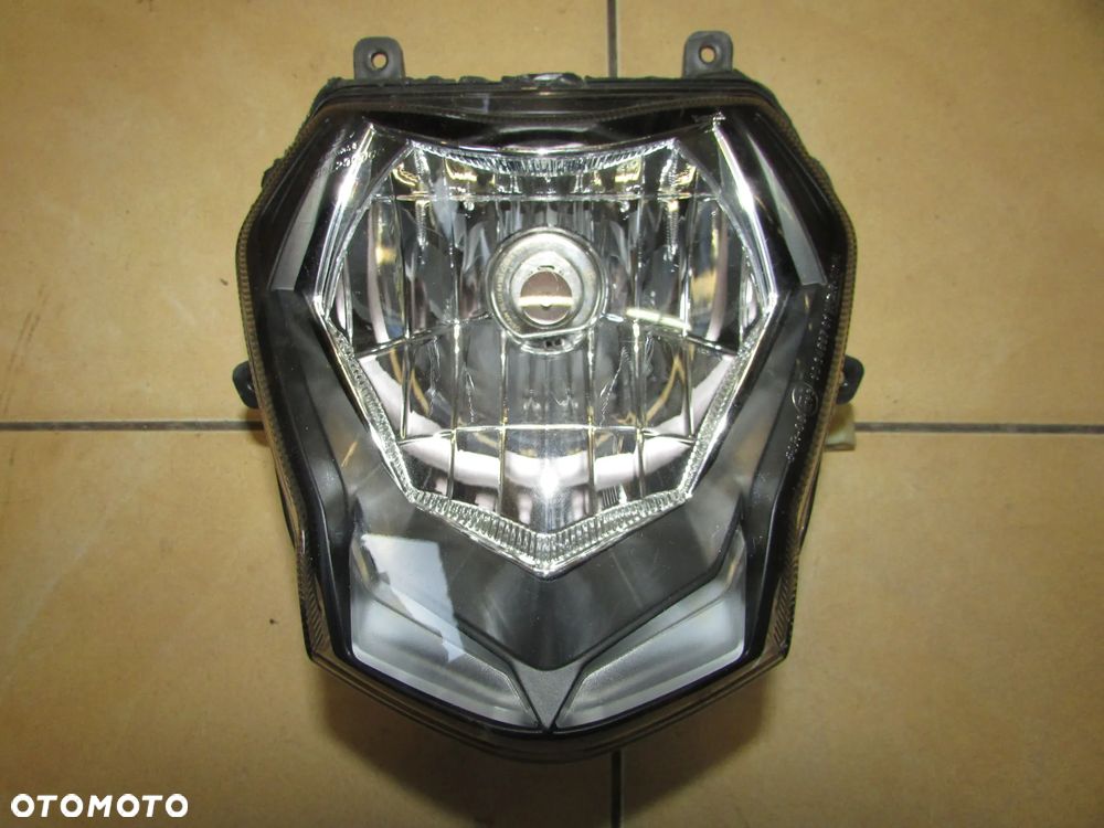 Benelli BN 125 lampa przód reflektor - 1
