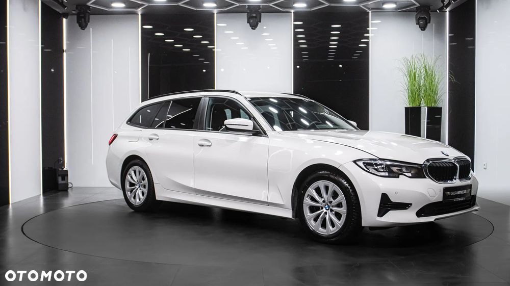 BMW Seria 3 318i Advantage sport - 9