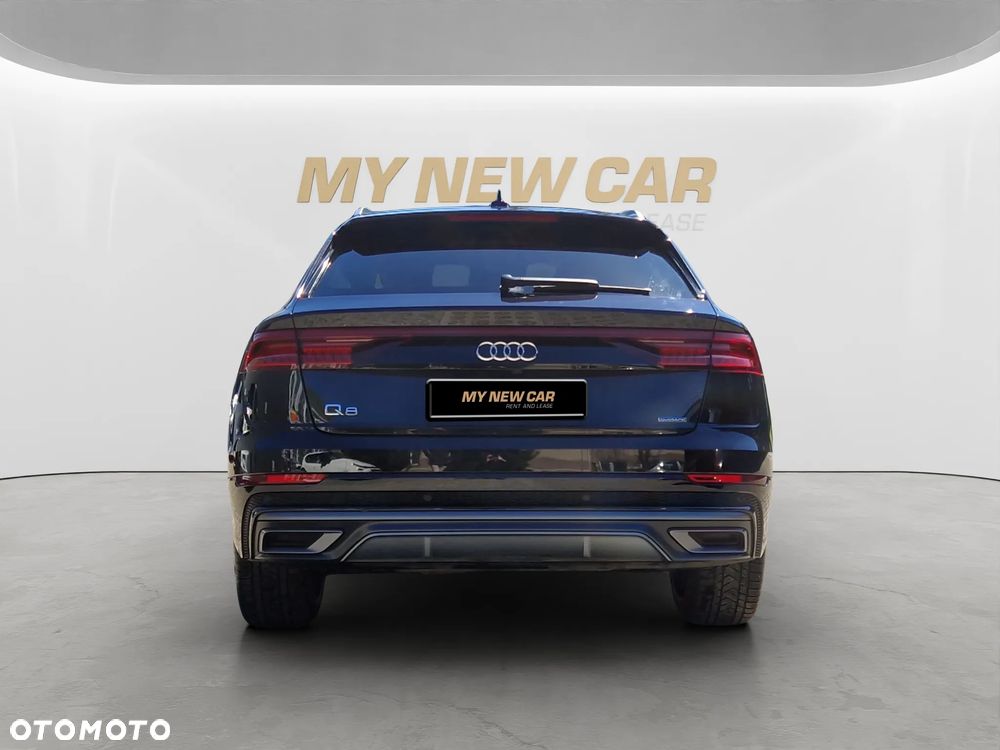 Audi Q8 - 7