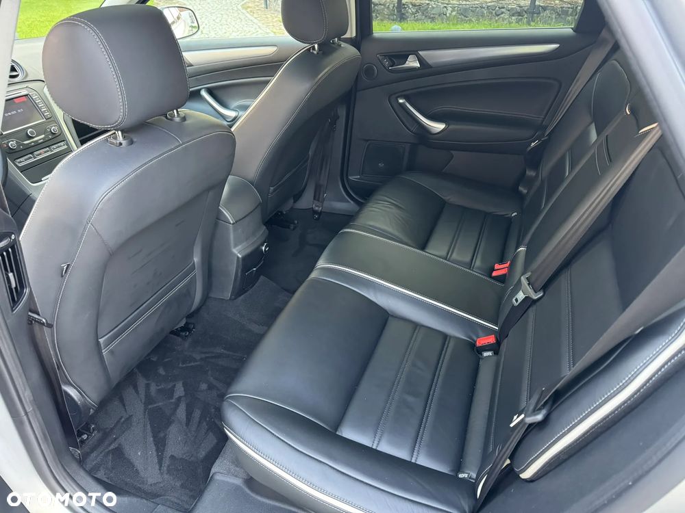 Ford Mondeo 2.0 TDCi Titanium - 9