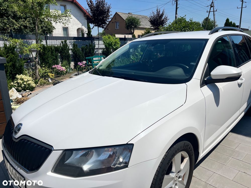 Skoda Octavia 1.6 TDI Elegance DSG - 13