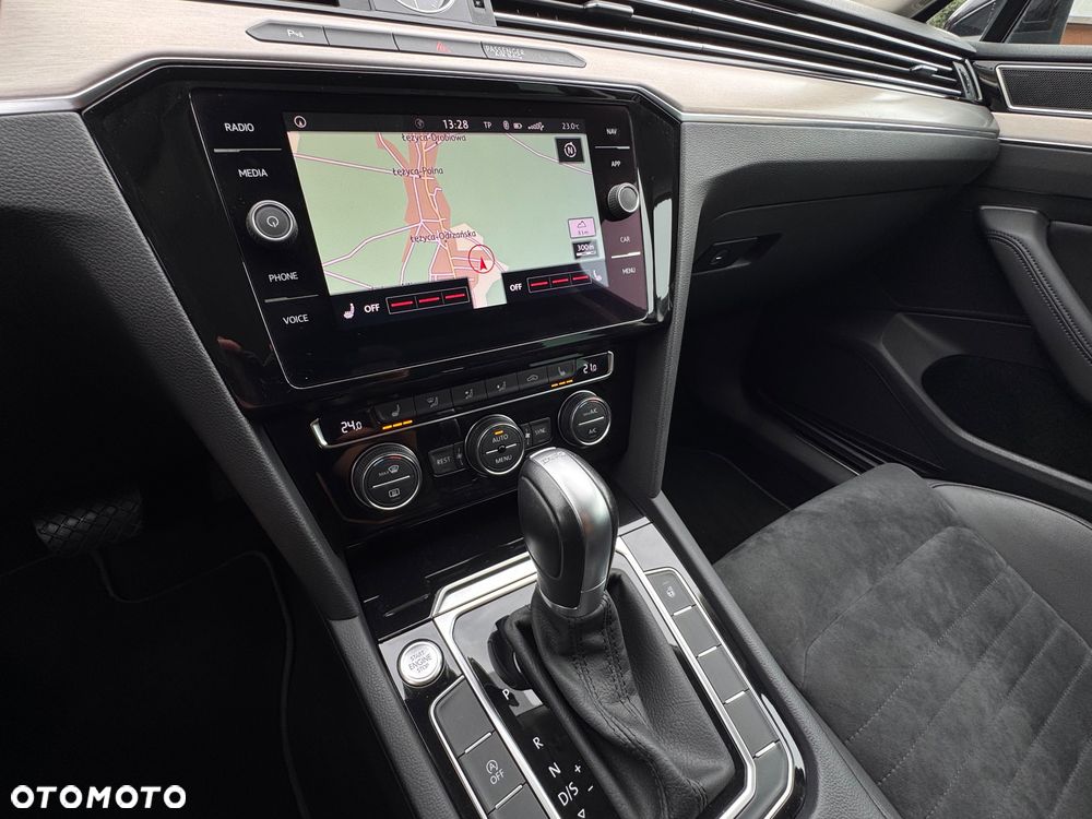 Volkswagen Passat 2.0 TDI BMT Highline DSG - 20