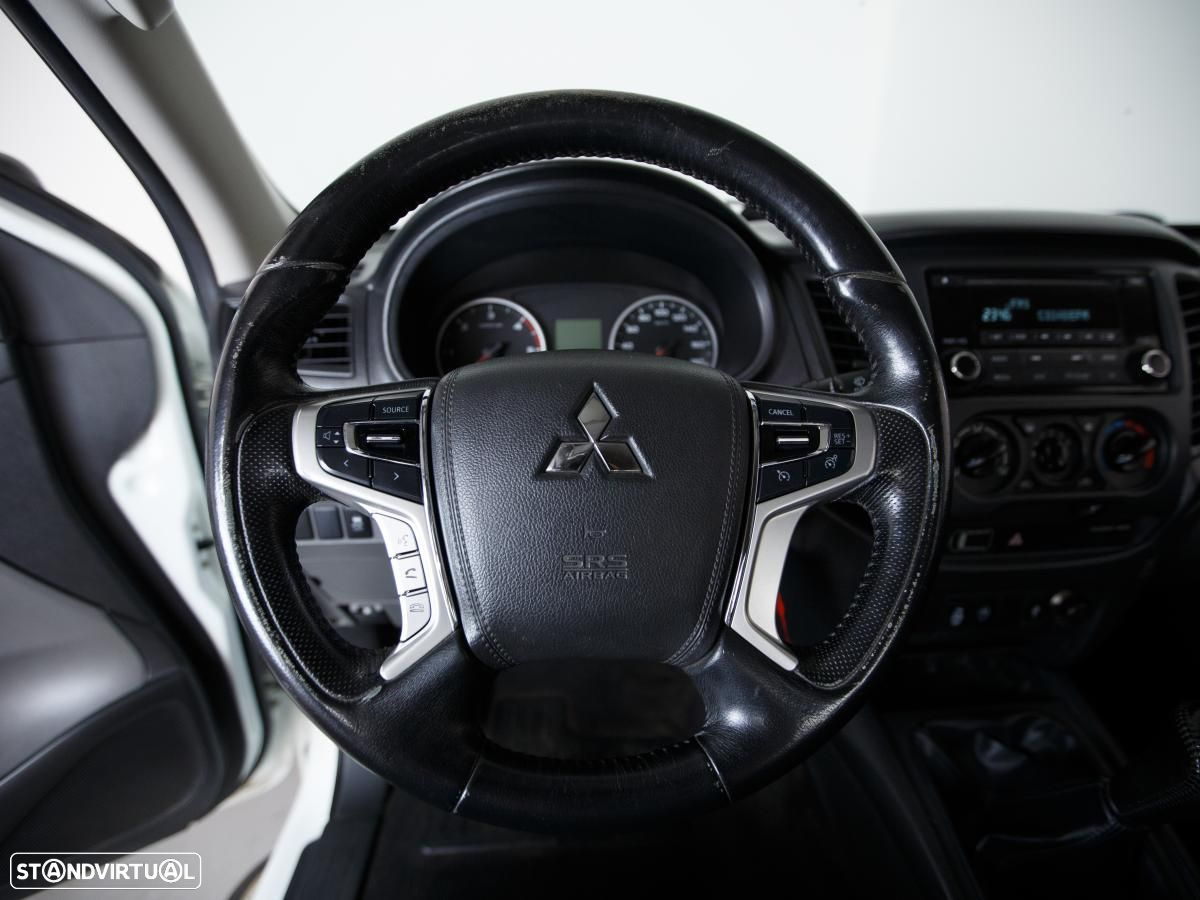 Mitsubishi L200 - 7