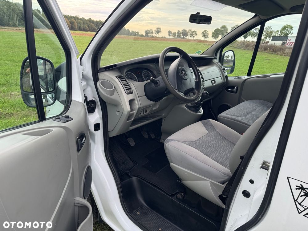 Opel Vivaro Tour Elegance L1H1 - 15