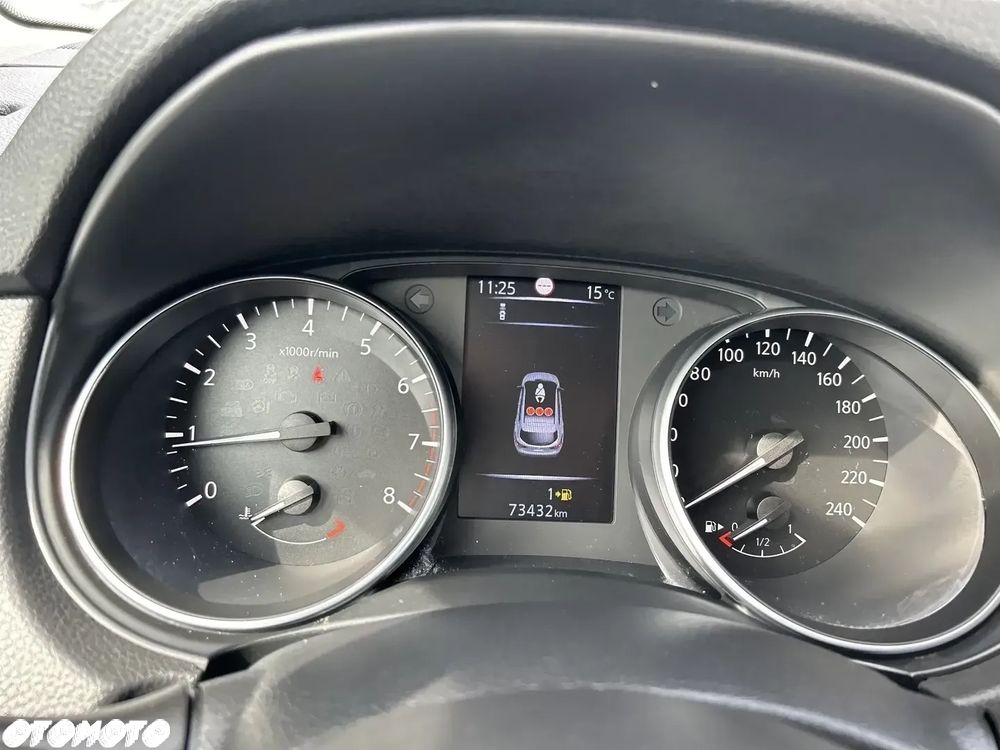 Nissan Qashqai 1.2 DIG-T N-Vision - 19