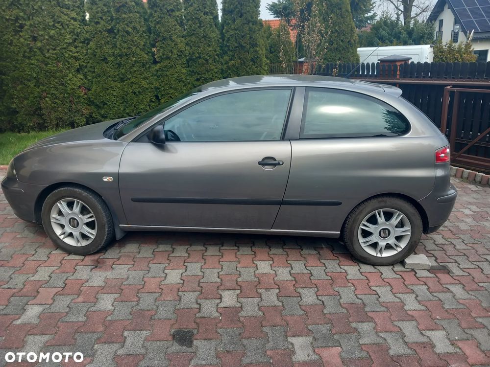 Seat Ibiza 1.4 16V Reference - 1