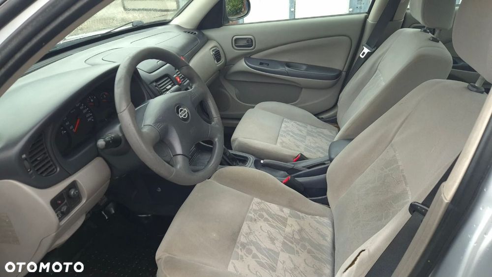 Nissan Almera - 6