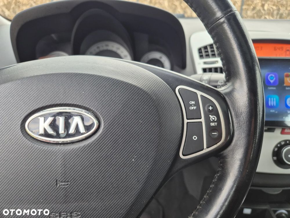 Kia Ceed 2.0 CRDi SW Spirit - 15
