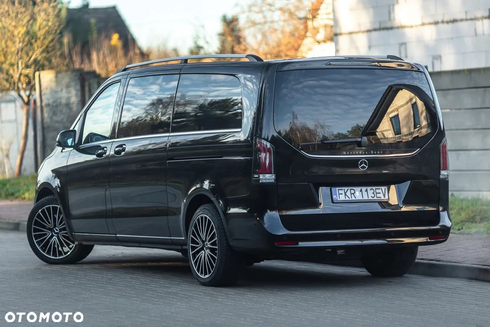 Mercedes-Benz Klasa V 250 d extralang 9G-TRONIC Avantgarde - 24