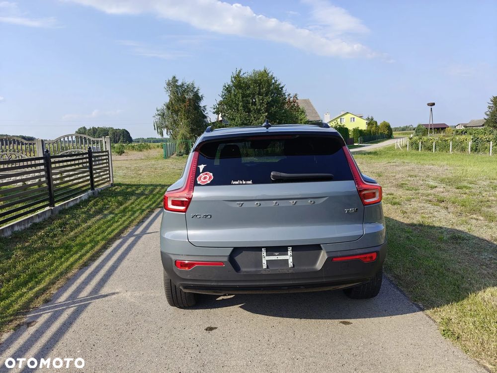 Volvo XC 40 T5 AWD R-Design - 8
