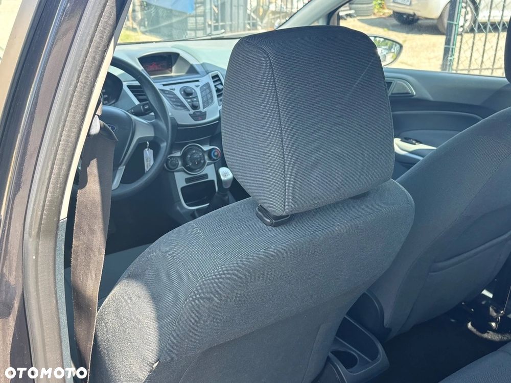 Ford Fiesta 1.25 Trend - 16