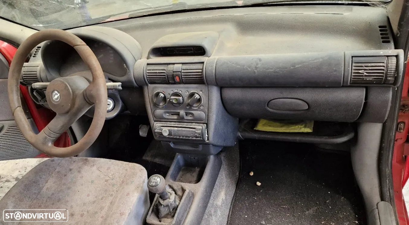 OPEL CORSA B PARA PEÇAS - 7