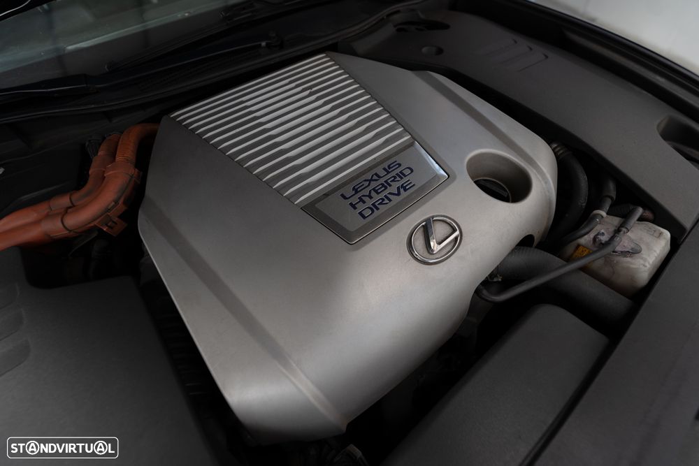Lexus GS 450h - 37