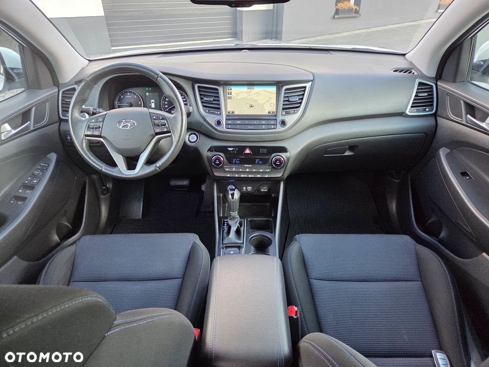 Hyundai Tucson 2.0 CRDI 4WD Automatik Premium - 18