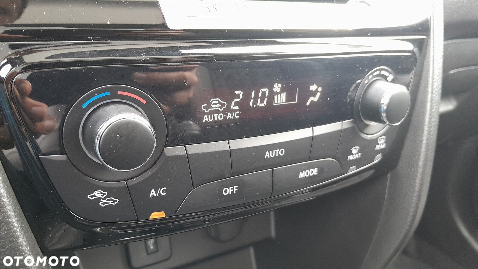 Suzuki Vitara - 16