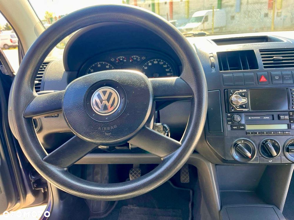 Volkswagen Polo - 14