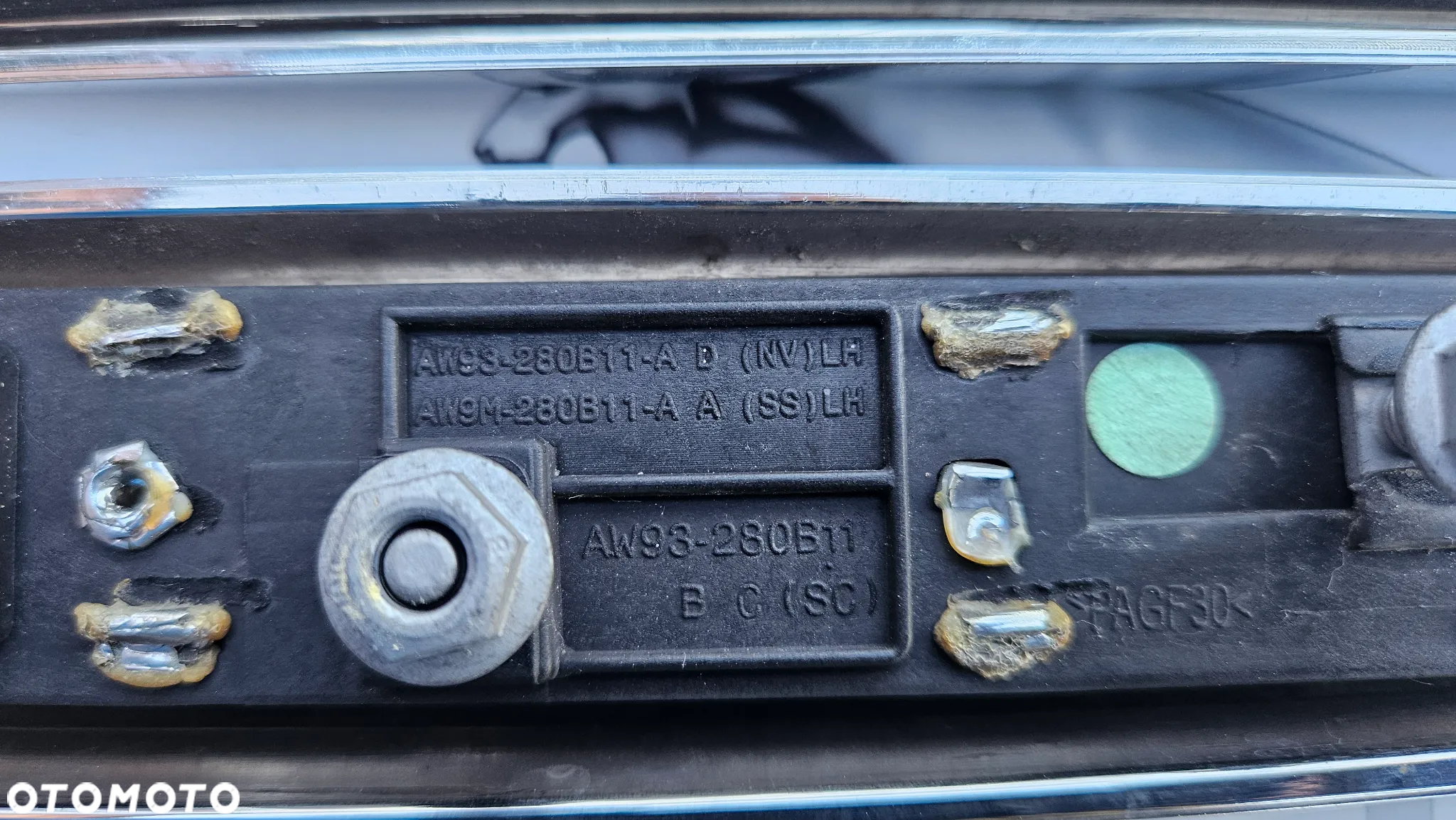 Jaguar XJ 351 Listwa Nakładka Listewka błotnika prawego lub lewego supercharged - 8