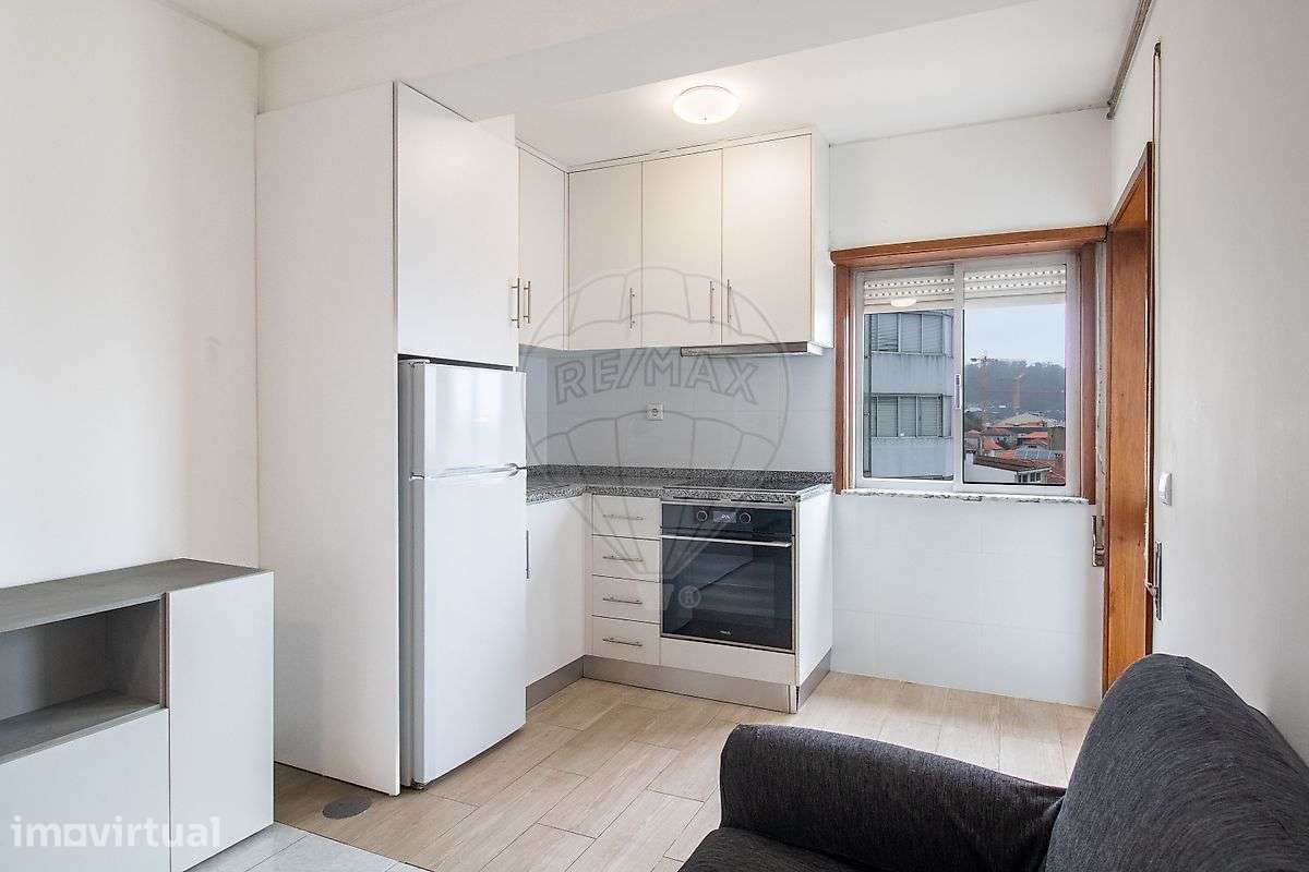 Apartamento T1 para arrendamento - Grande imagem: 3/12