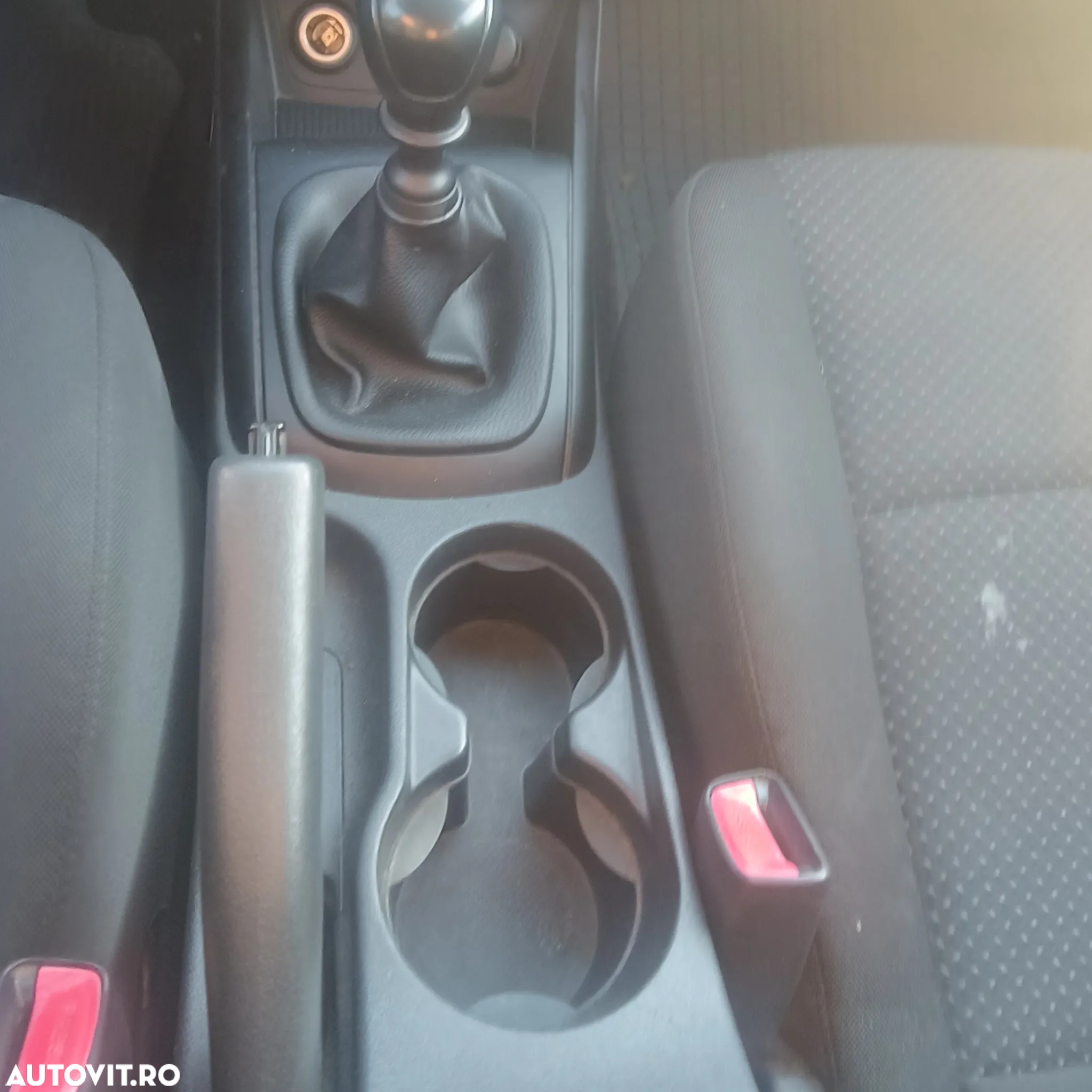 Hyundai i30 1.6 CRDi GLS COMFORT - 9