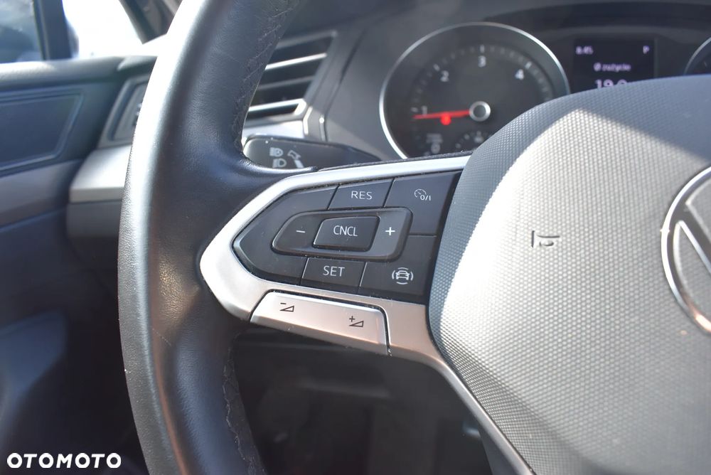Volkswagen Passat 2.0 TDI EVO Essence DSG - 25
