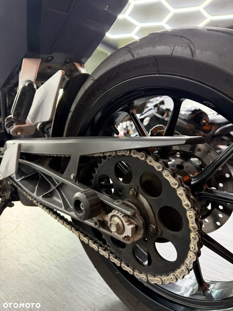 KTM Duke 125 - 24
