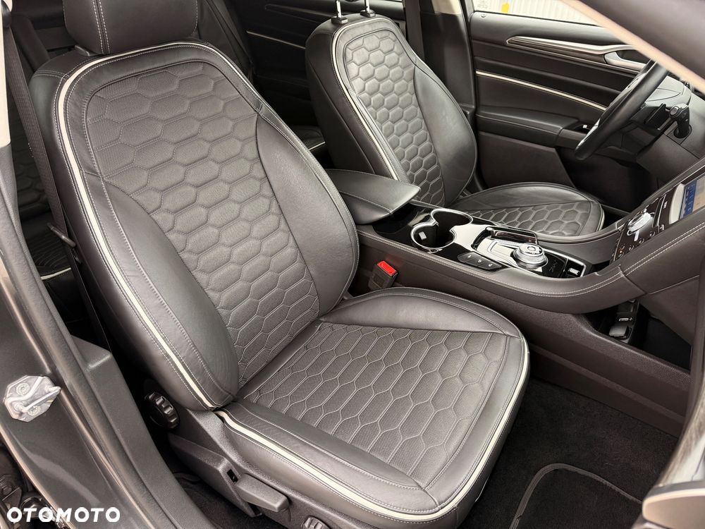 Ford Mondeo 2.0 EcoBlue VIGNALE - 18