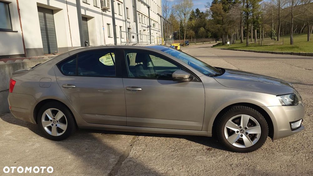 Skoda Octavia 1.4 TSI Ambition - 5