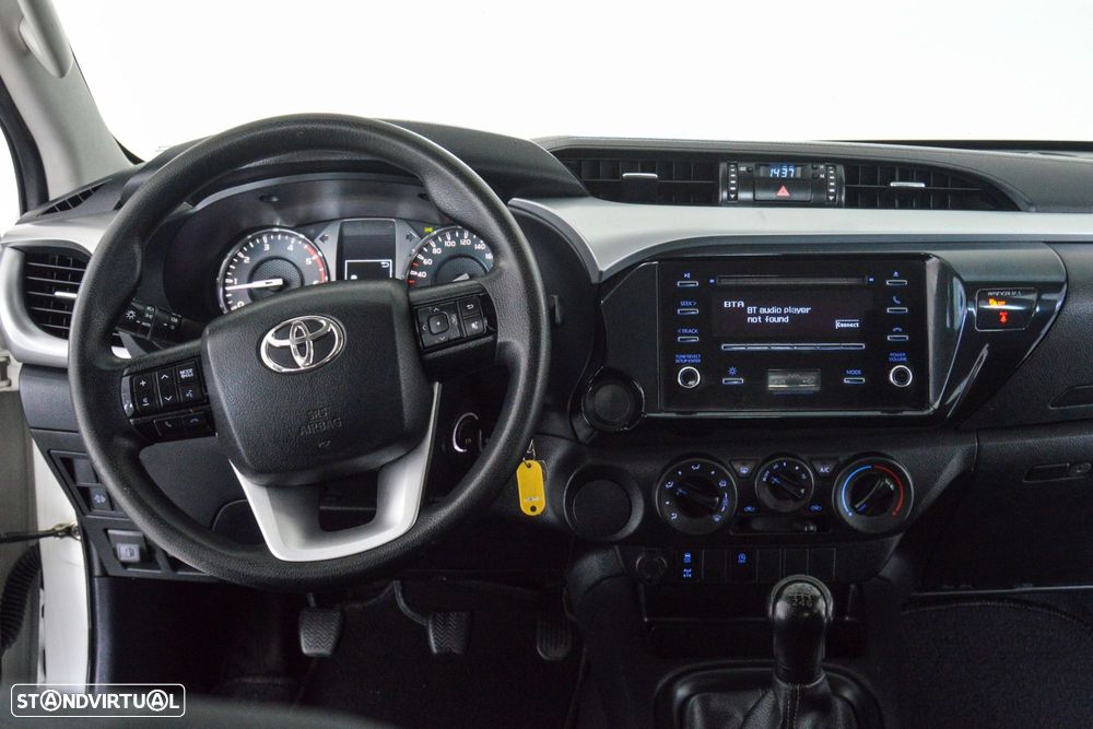 Toyota Hilux 2.4 D-4D 4X2 Cabine Dupla 5L - 29