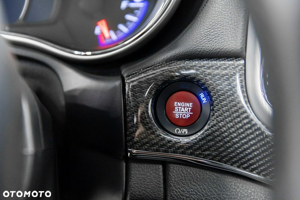 Jeep Grand Cherokee - 35