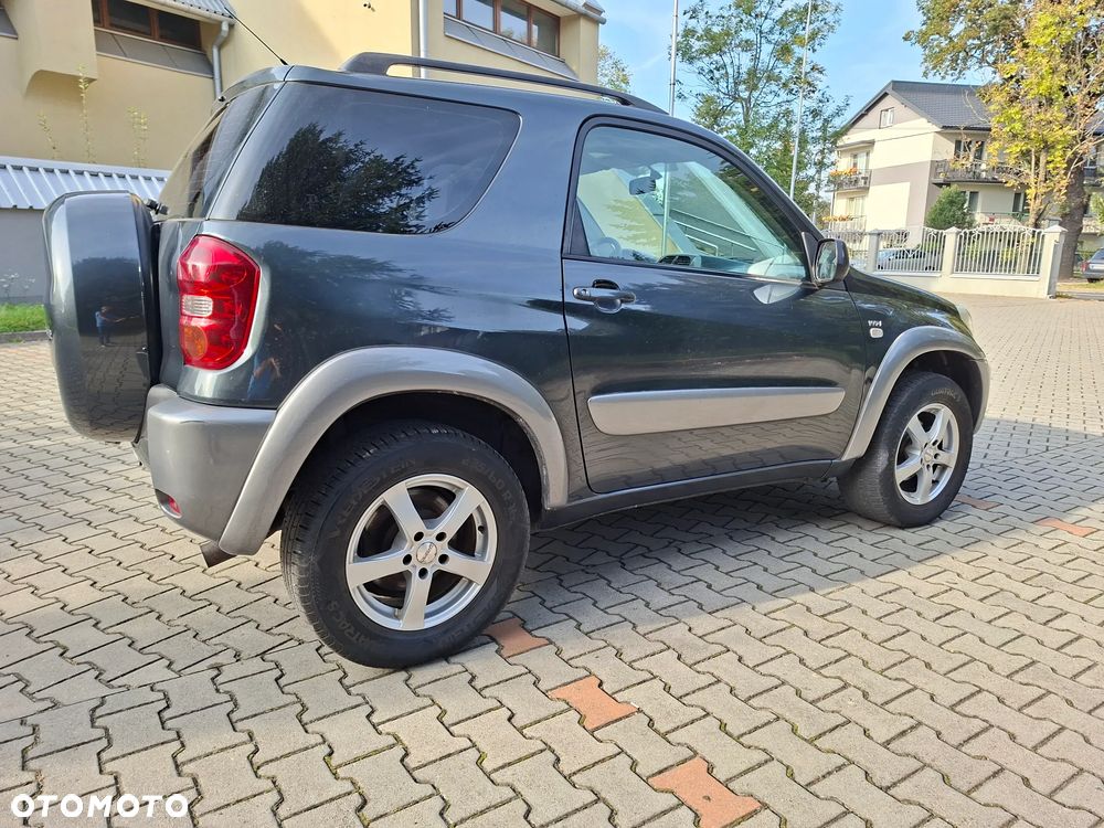 Toyota RAV4 - 13
