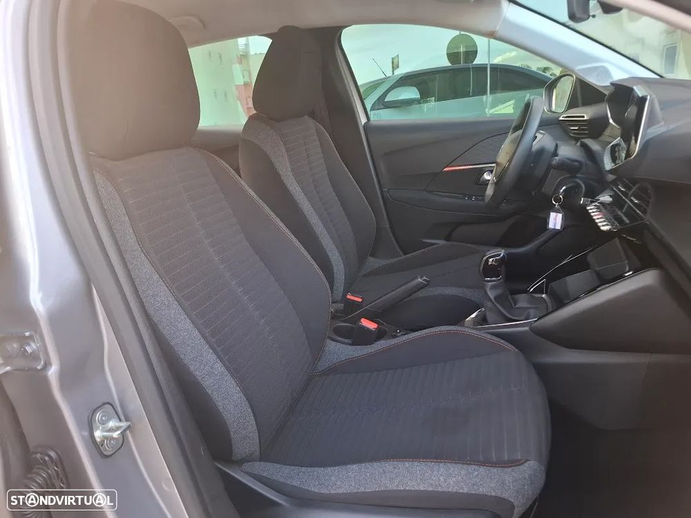 Peugeot 208 1.2 PureTech Active Pack - 43