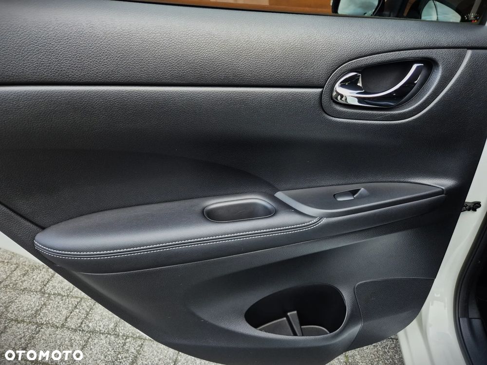 Nissan Pulsar 1.6 DIG-T Tekna - 27