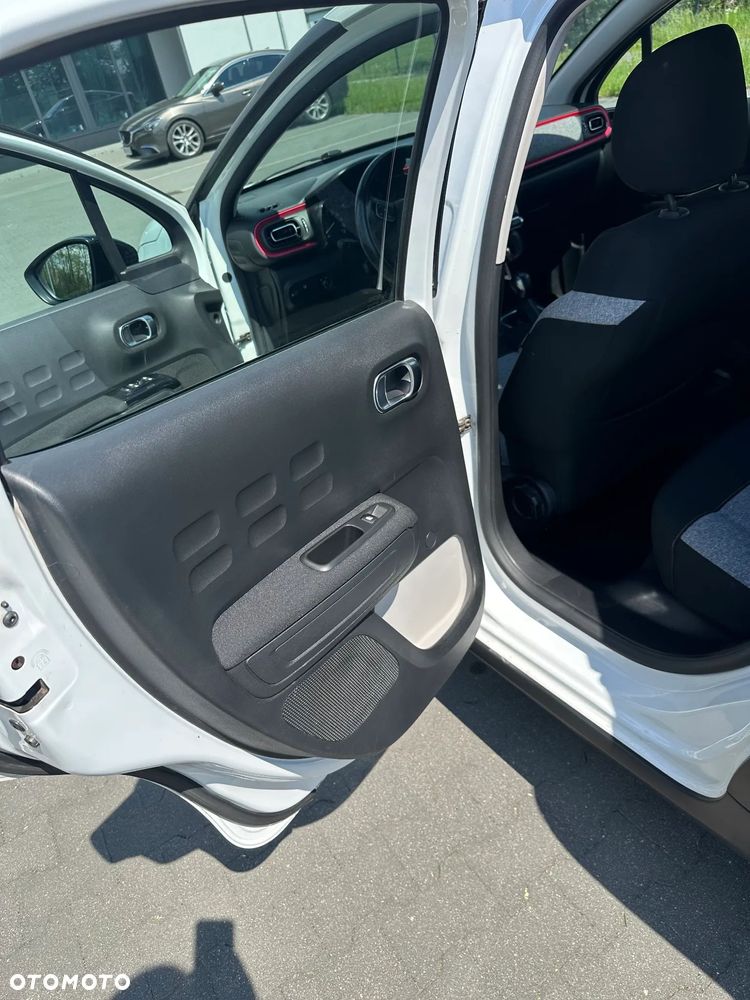 Citroën C3 1.2 PureTech Elle S&S EAT6 - 17