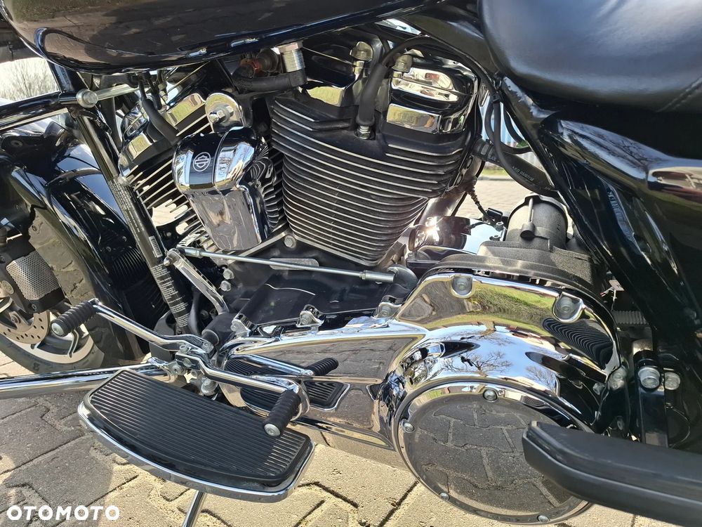 Harley-Davidson Touring Road King - 14