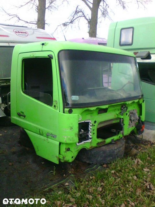 kabina mercedes atego -- szkielet - 1