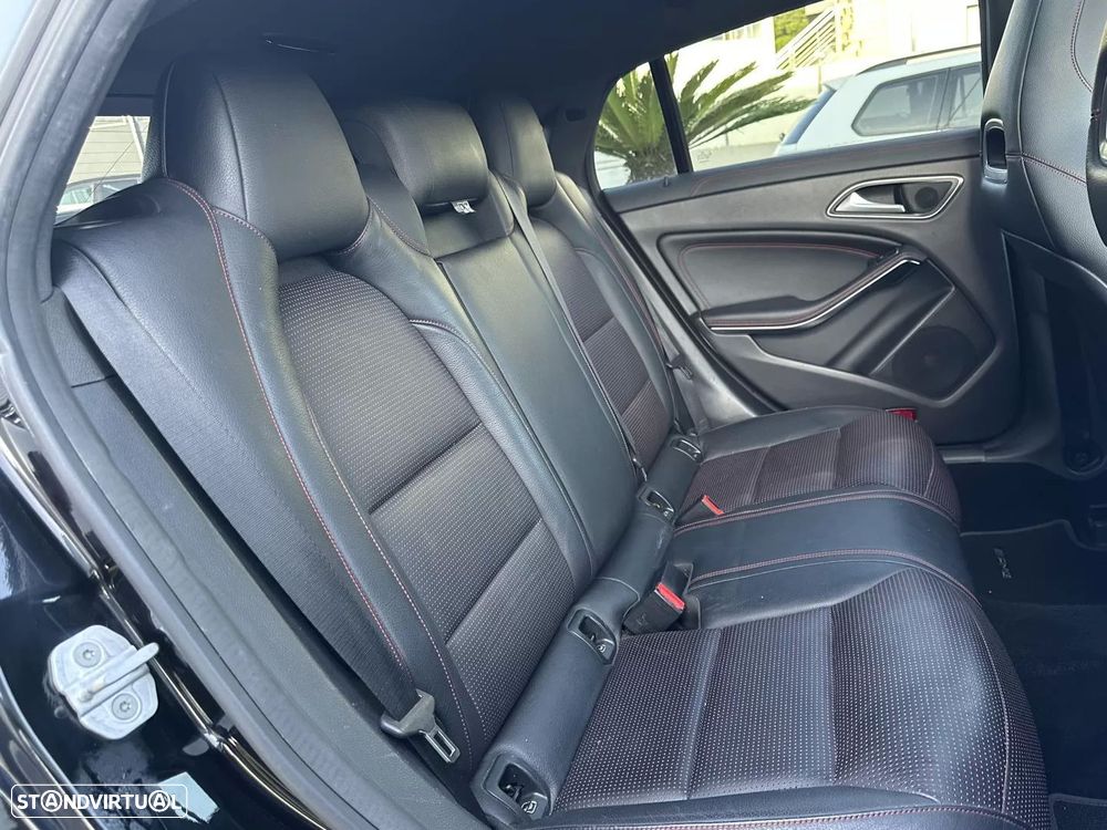 Mercedes-Benz CLA 220 d Shooting Brake AMG Line Aut. - 38