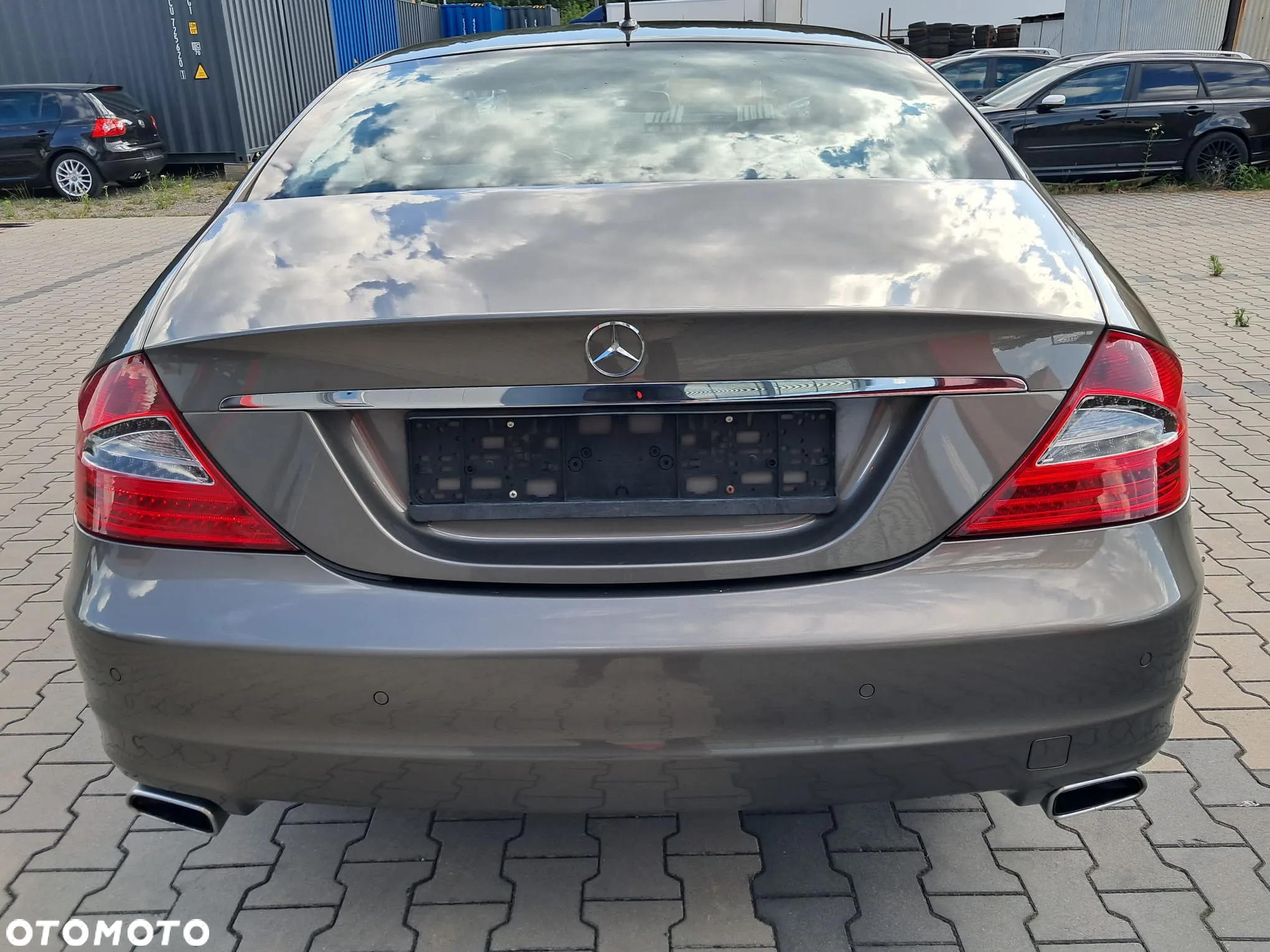 Mercedes-Benz CLS - 9
