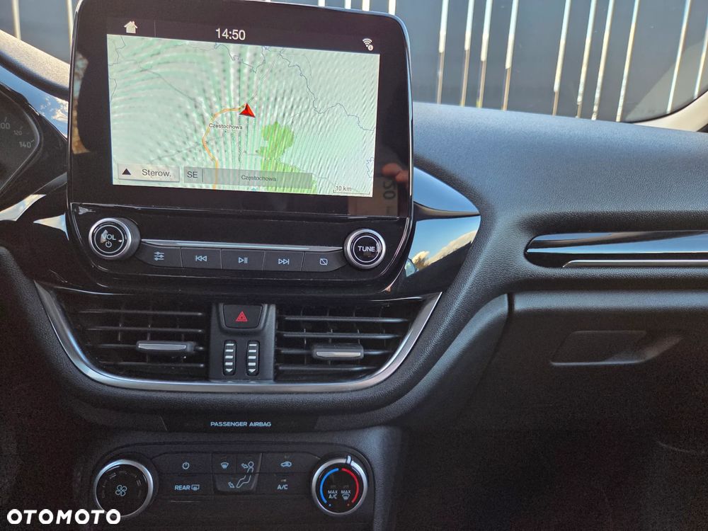 Ford Fiesta - 22