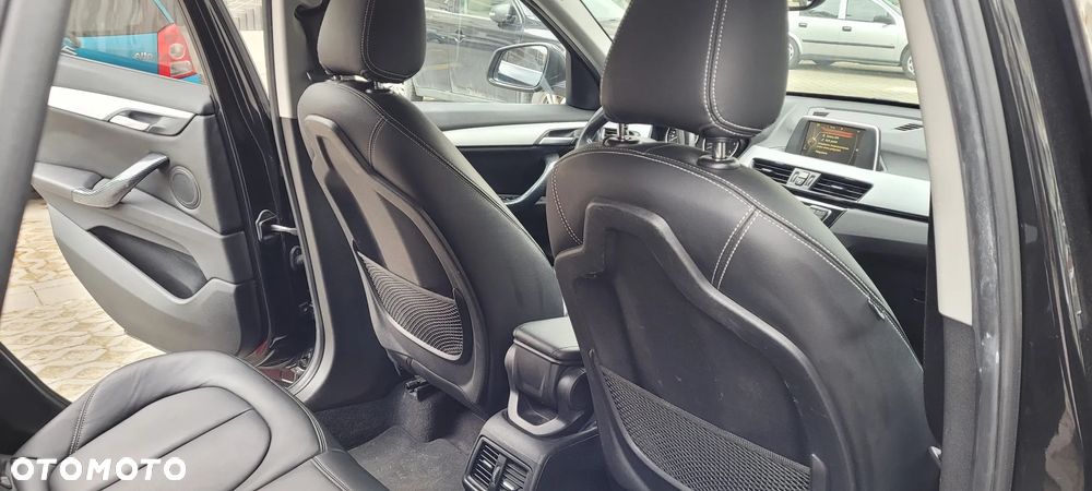 BMW X1 sDrive18d - 22