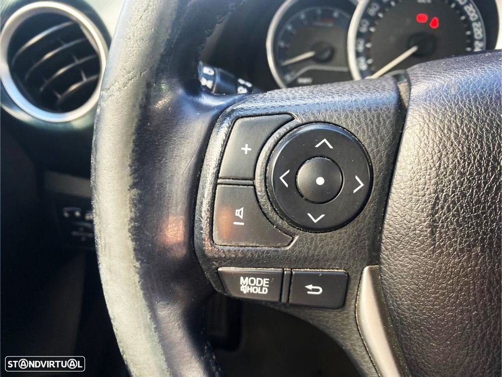 Toyota Auris Touring Sports 1.4 D-4D Com+P.Sport - 28