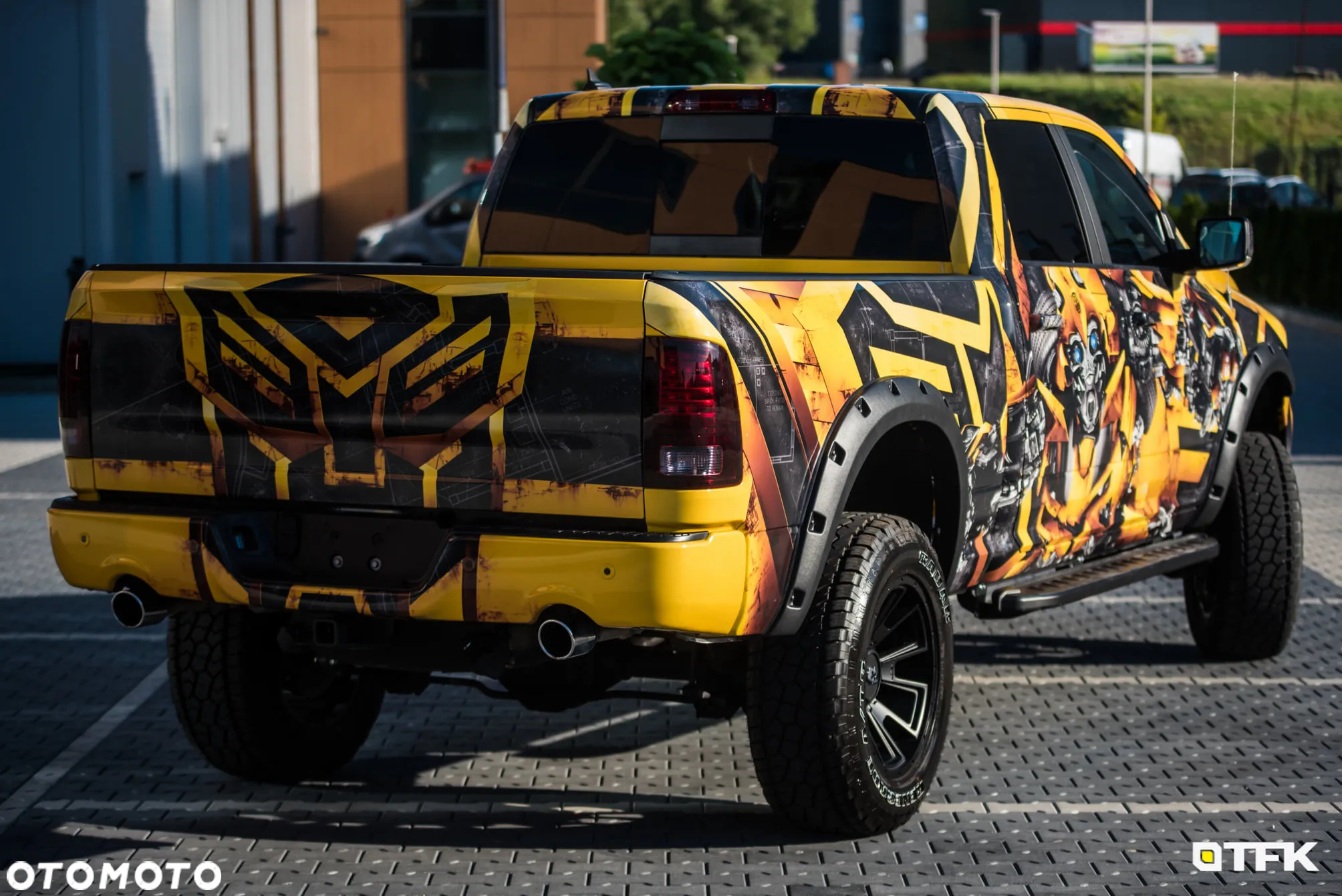 Dodge RAM 1500 5.7 4x4 - 12