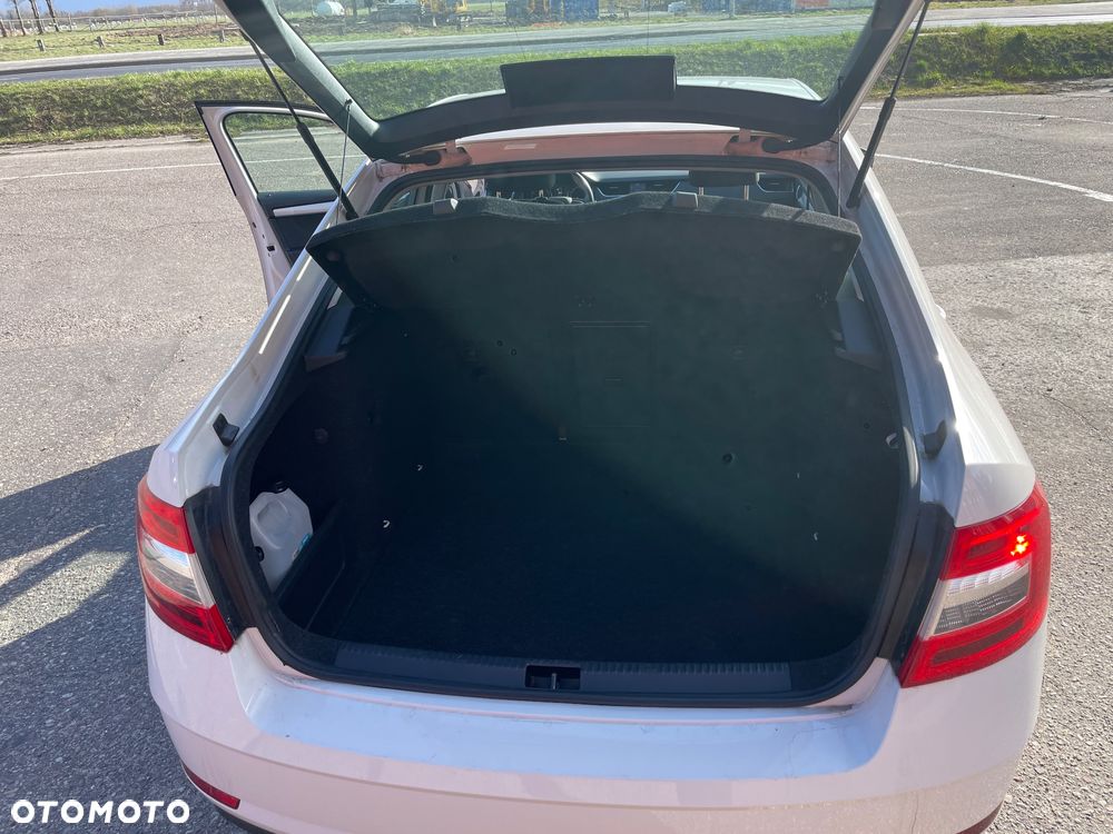 Skoda Octavia 1.5 TSI GPF ACT Ambition - 6