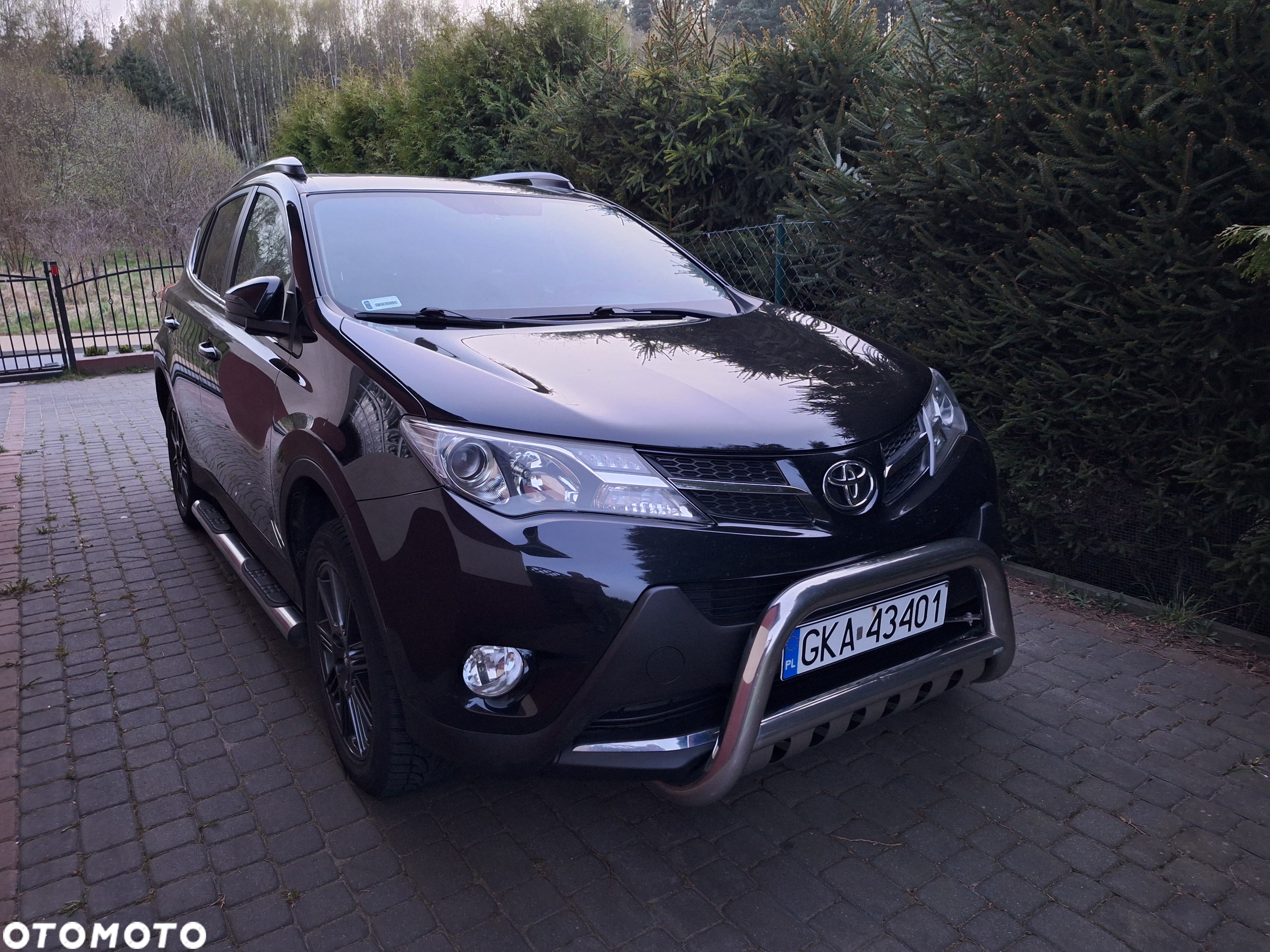 Toyota RAV4 - 1