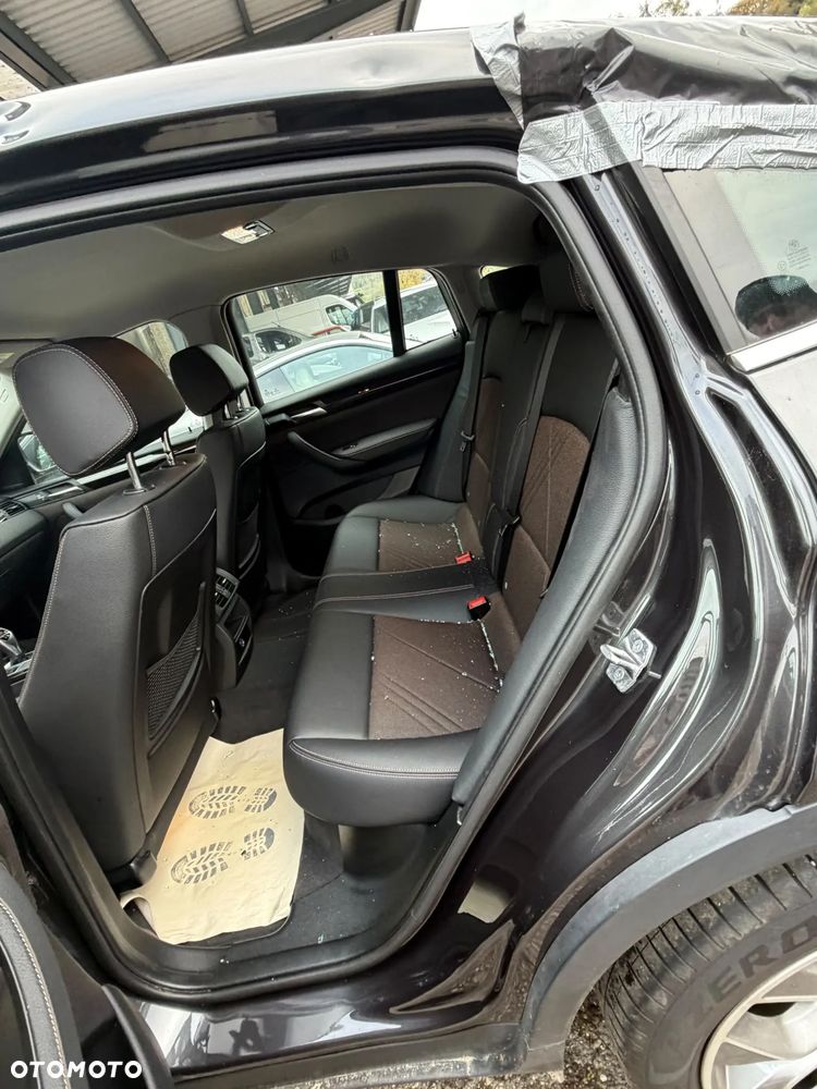 BMW X4 xDrive20d xLine - 15