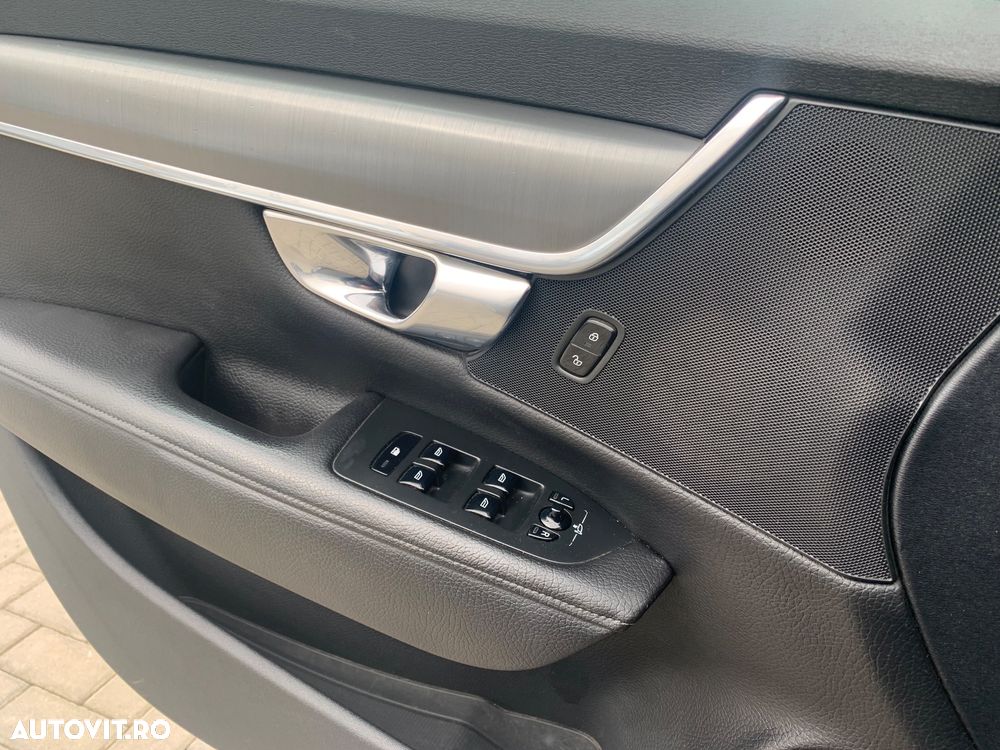 Volvo V90 D5 AWD Geartronic Momentum - 12